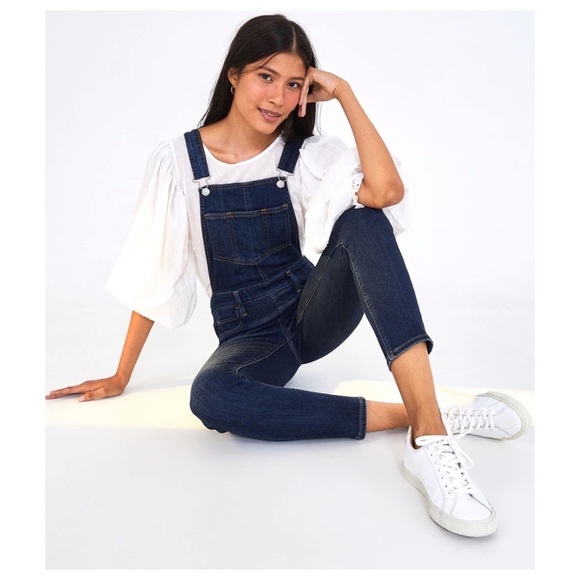 LEVI’S Skinny Overalls in Dark Wash, Size 26 - Picture 2 of 11